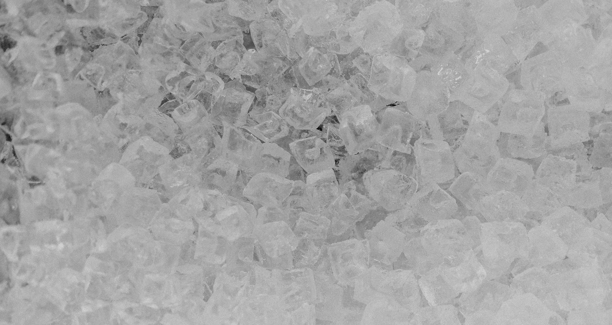 icecubes-on-table