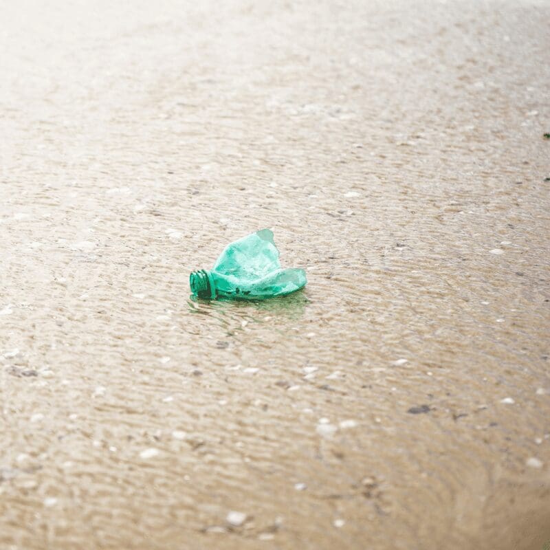 micoplastic particles on the beach of Lake Michigan