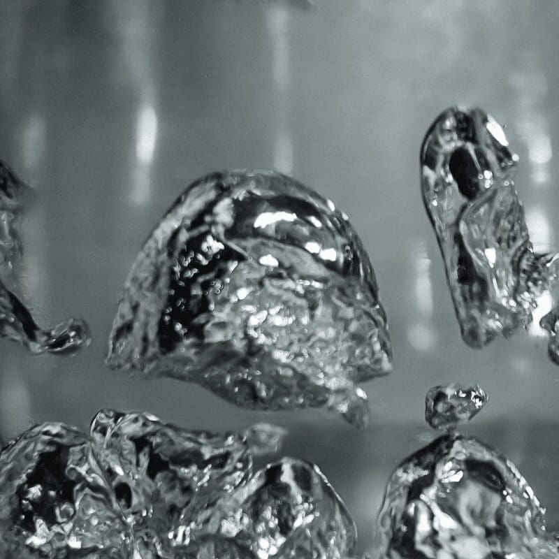 mercury bubbles in water